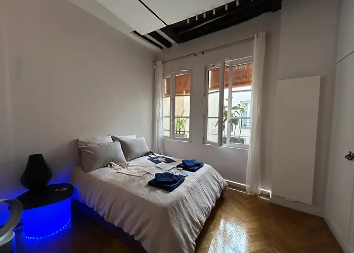 Le Marais A - D'artiste Paříž